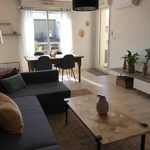  Appartement Ensoleille-terrasse - Parking Gratuit - Isle Sur La Sorgue France